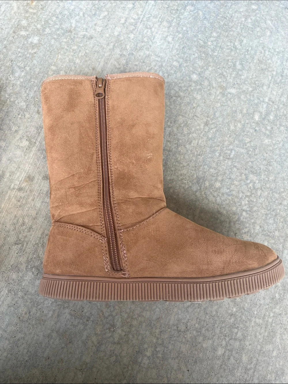 Cat and Jack Girl’s Light Brown Boots